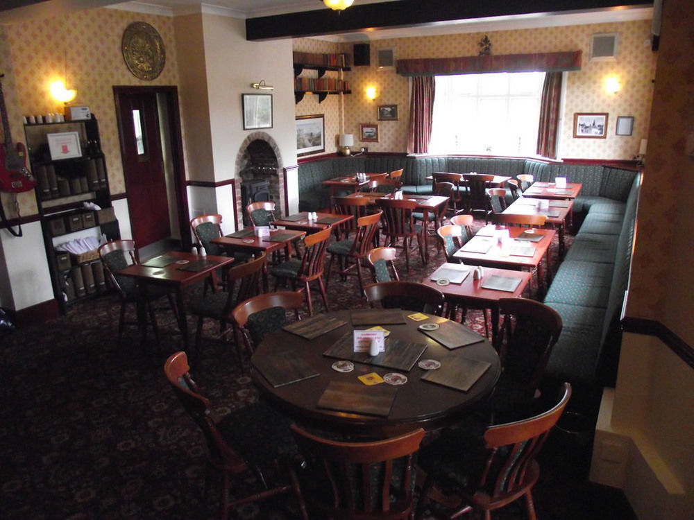 The Waggon And Horses Hotel Great Yeldham Buitenkant foto